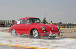 Rozdeptany garbus Porsche 356, fot. Michał Leśniewski