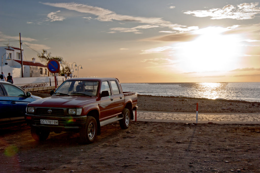 Toyota Hilux Agaete Salinas Gran Canaria Wyspy Kanaryjskie