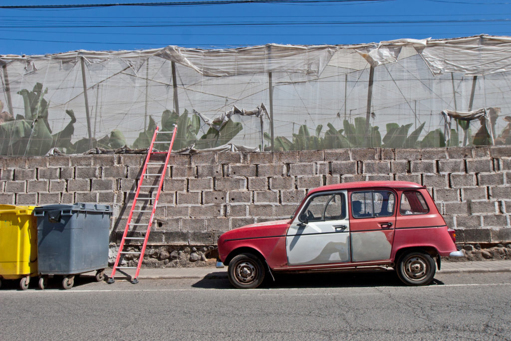 Renault 4 Galdar drabina Gran Canaria Wyspy Kanaryjskie