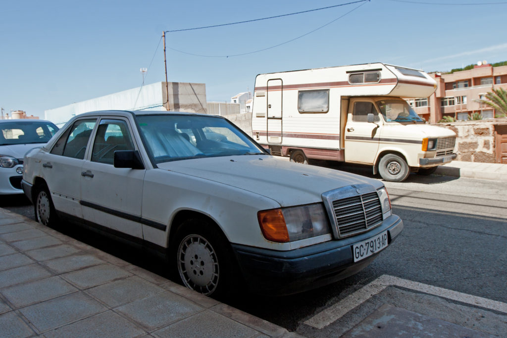 Mercedes Benz W124 Ford Transit caravan kamper Gran Canaria Sardina Wyspy Kanaryjskie