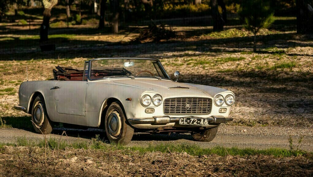 Lancia Flaminia przód