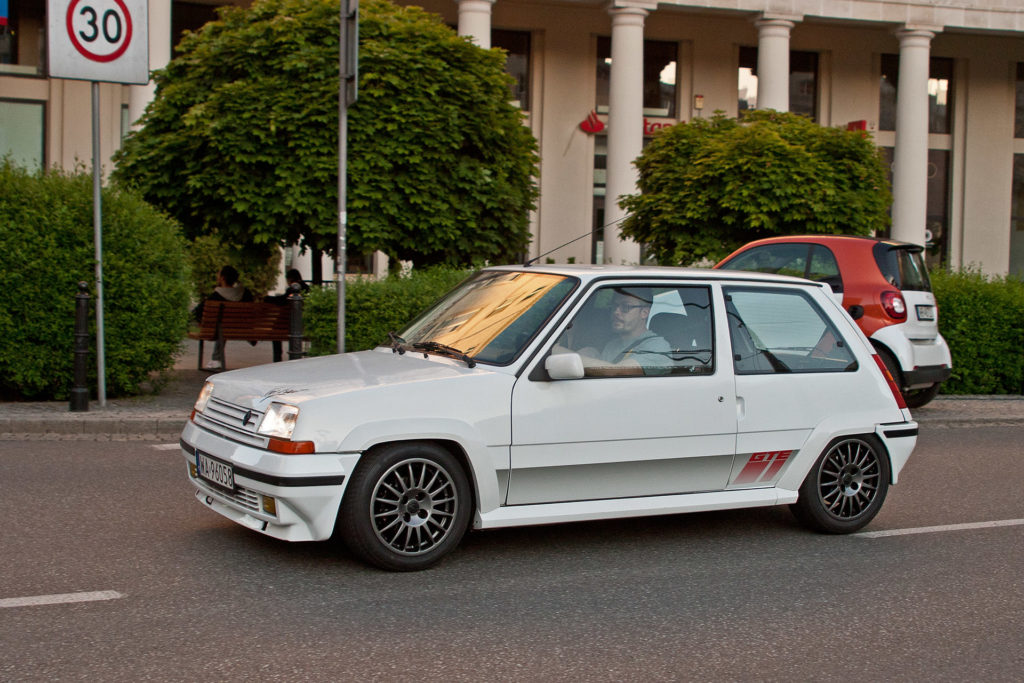 youngtimer warsaw fotospot