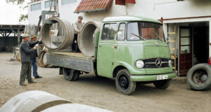 Mercedes L 319