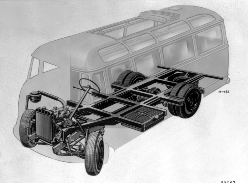 Mercedes L 319